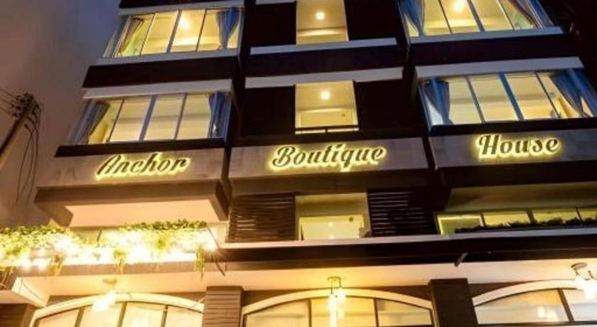 Hotel Anchor Boutique House à Patong Extérieur photo