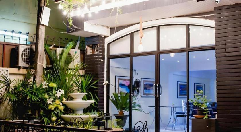 Hotel Anchor Boutique House à Patong Extérieur photo